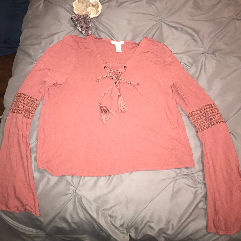 Bell sleeved blouse